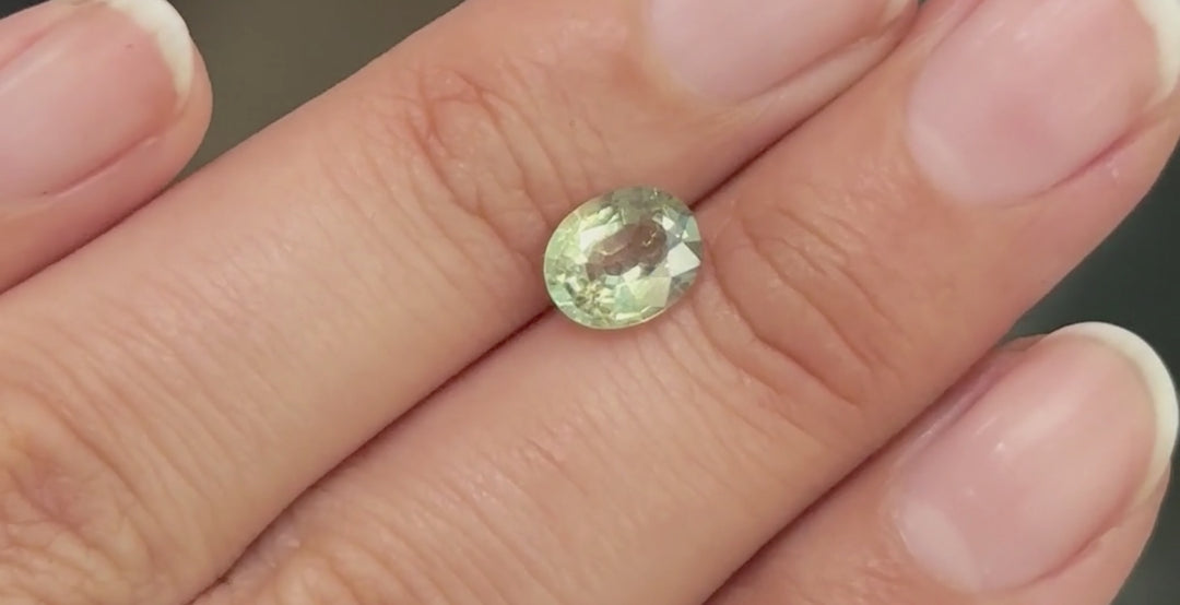 Green Australian Parti Sapphire 1.34ct