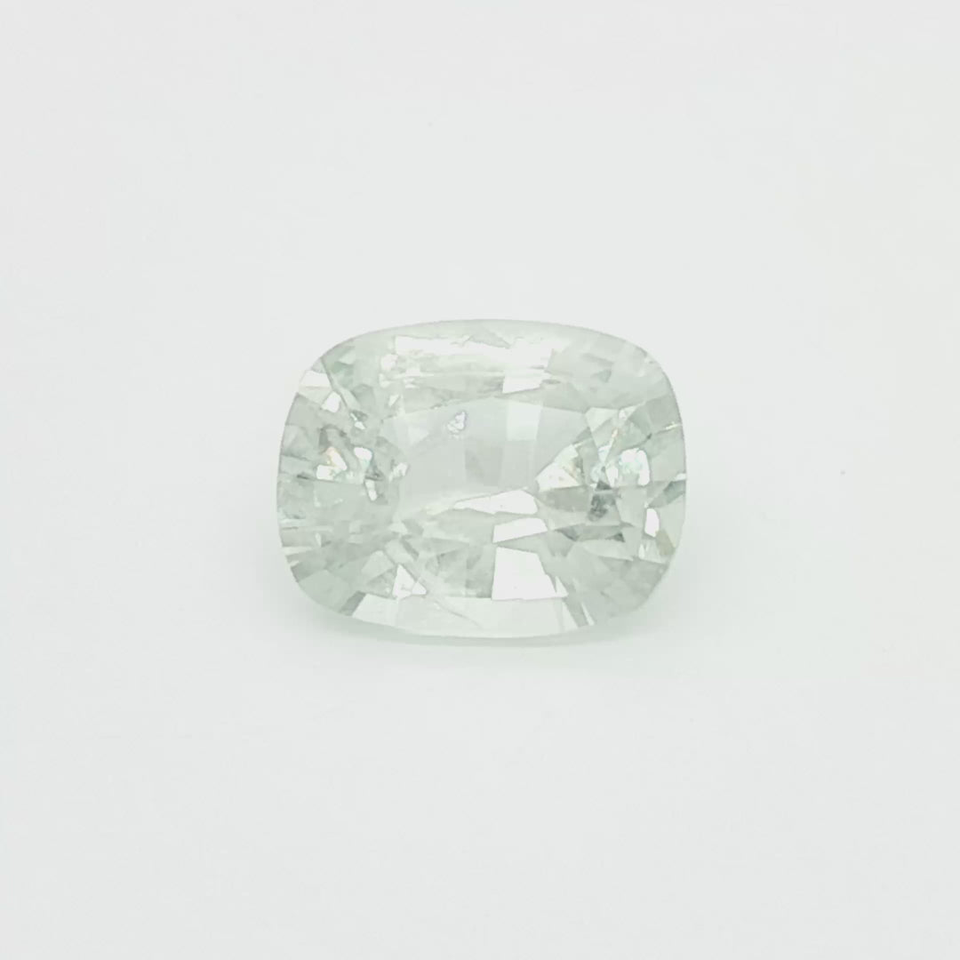 Pale Green Sapphire 4.52ct