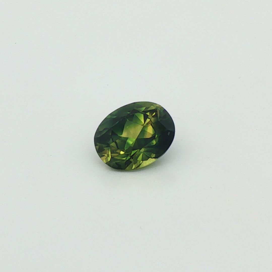 Green Australian Parti Sapphire 3.78ct