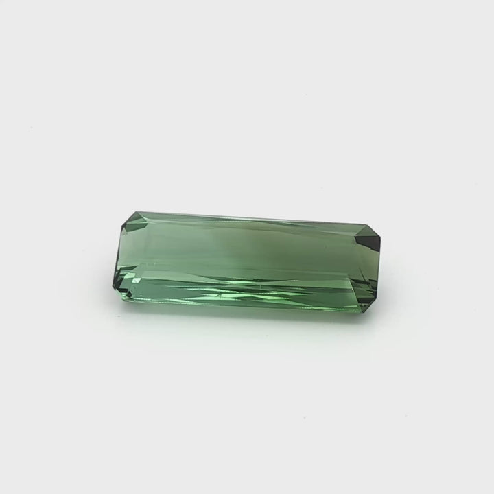 Bi-Colour Green Tourmaline 8.62ct