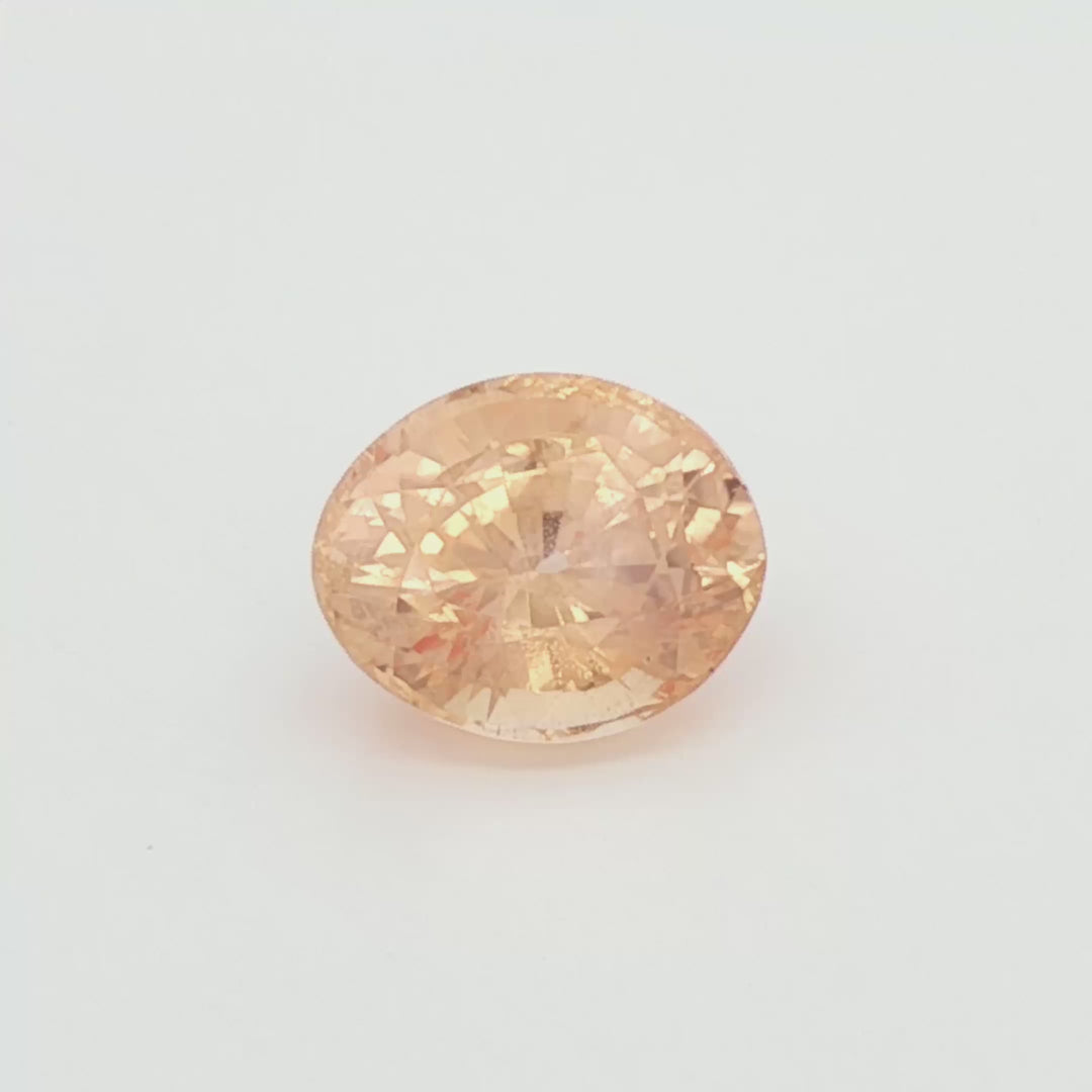 Apricot Ceylon Sapphire 4.93ct (GSL cert)
