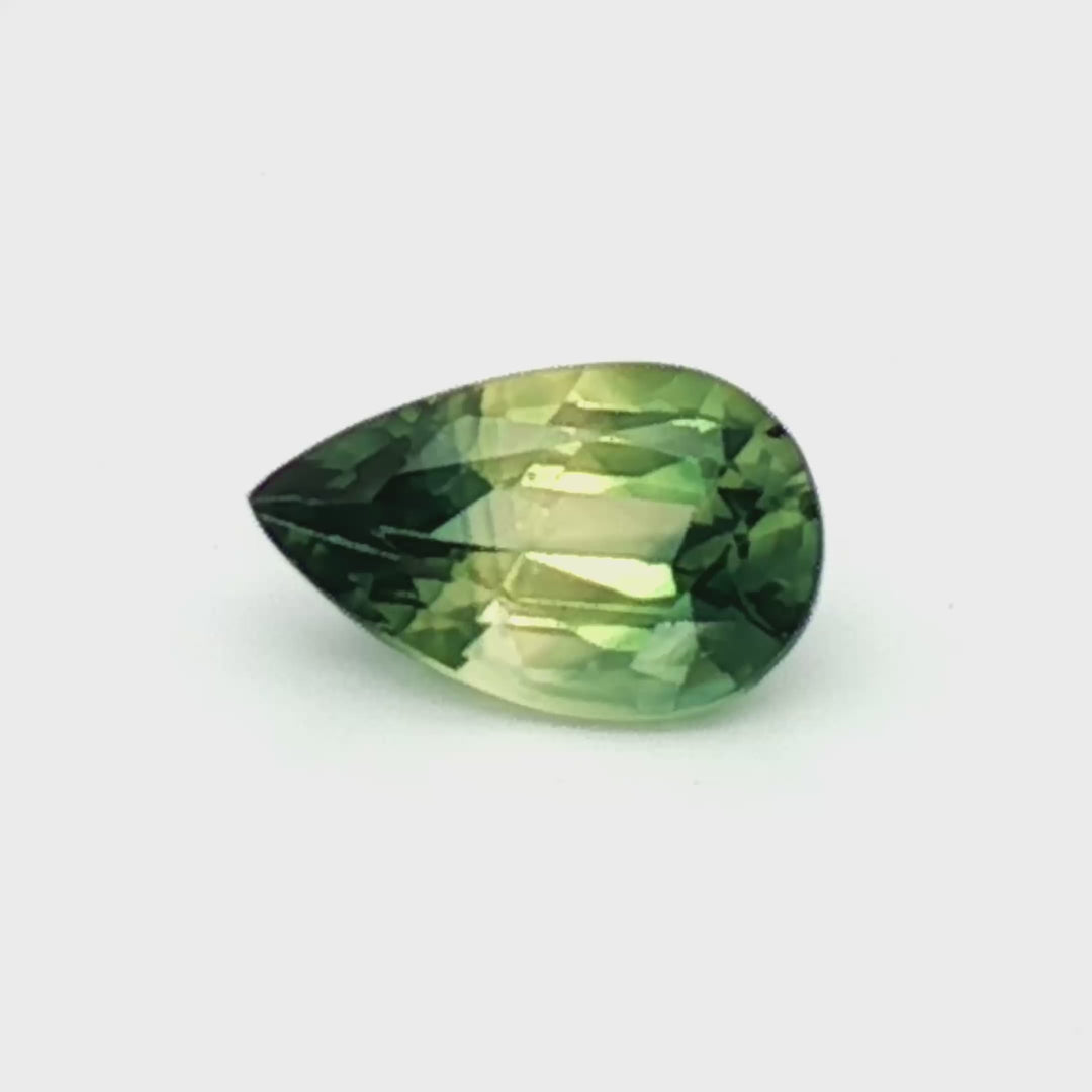 Green Australian Parti Sapphire 0.97ct