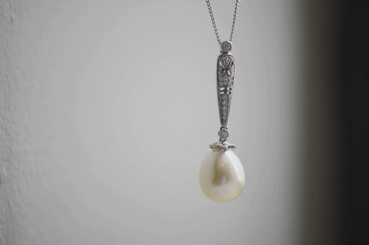 White South Sea Pearl & Diamond Art Deco Pendant - 18K White Gold