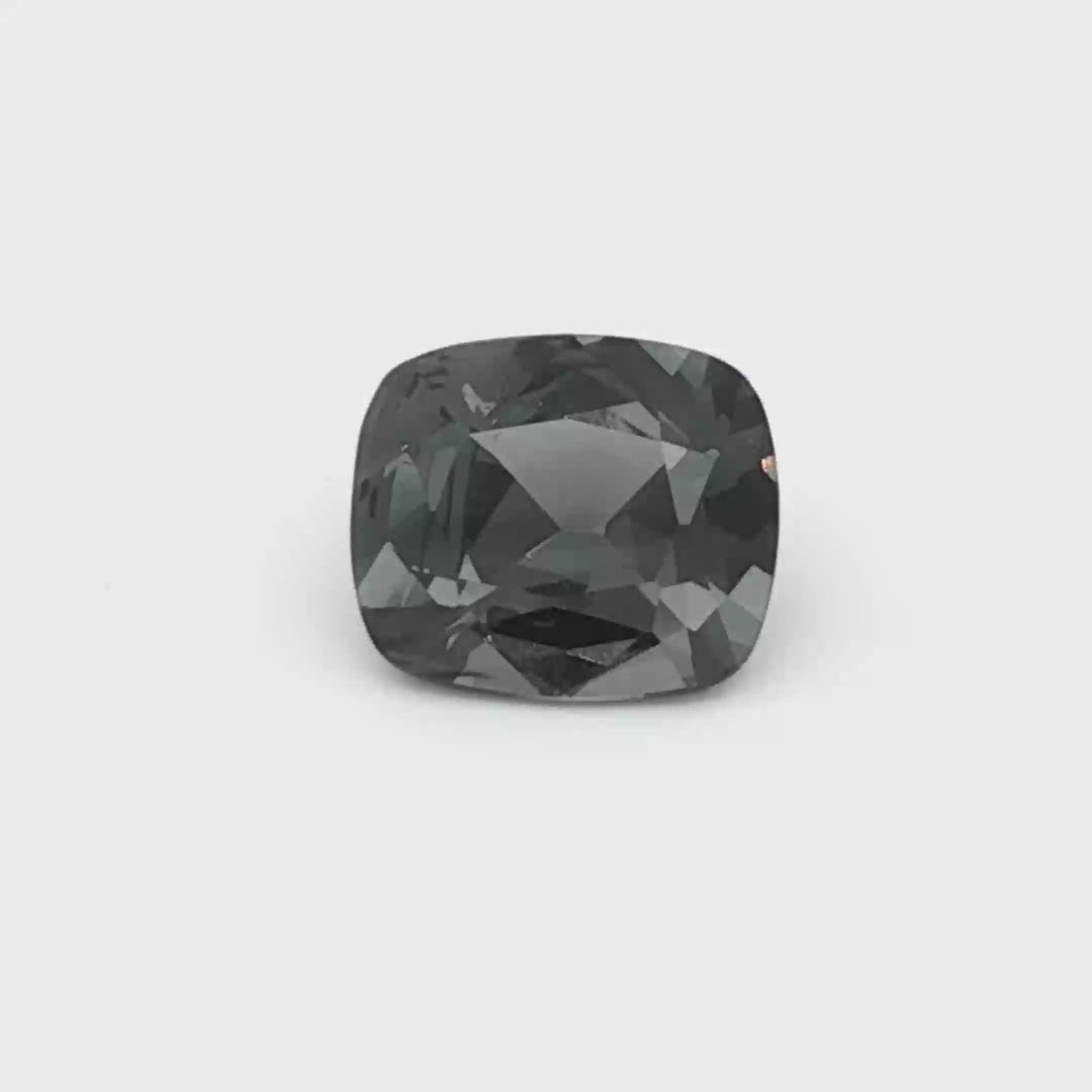 Grey/purple Spinel 3.48ct