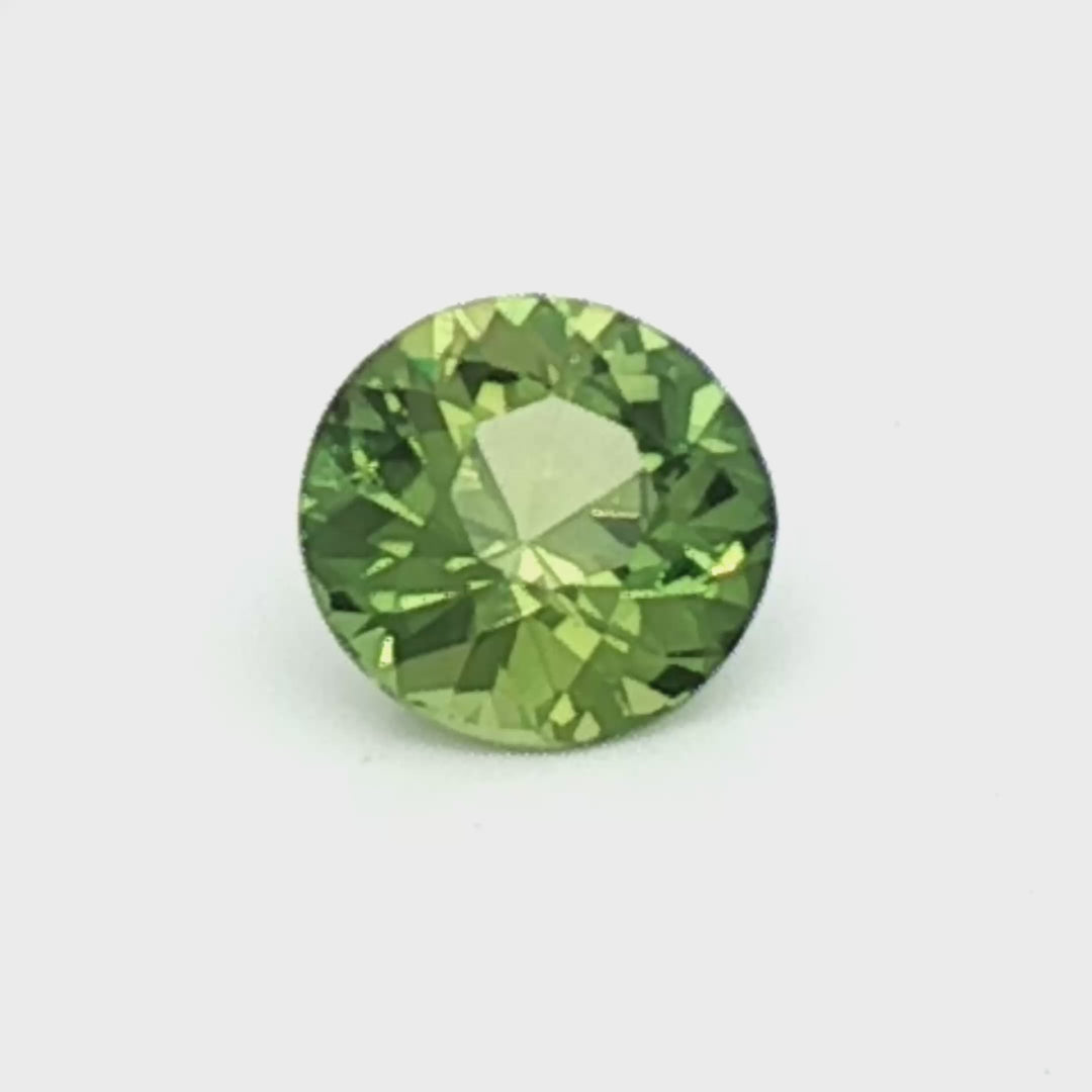 Green Australian Sapphire 0.65ct