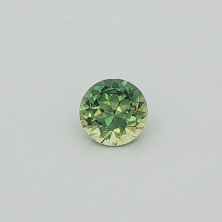 Green Australian Parti Sapphire 0.89ct