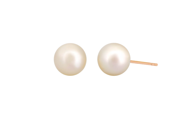 A pair of white south sea pearl 18k rose gold stud earrings  is displayed on a white background.