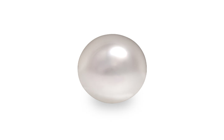 A round shape white South Sea pearl is displayed on a white background.