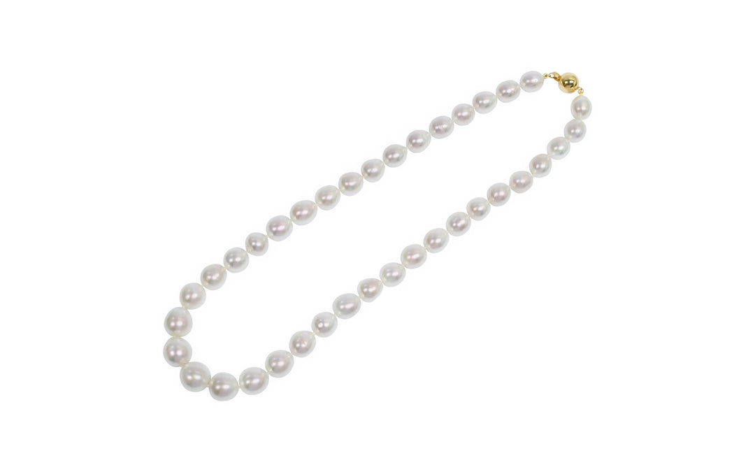 A 48cm white south sea pearl strand necklace is displayed against a white background.
